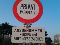 Parkplatz für Kirchen